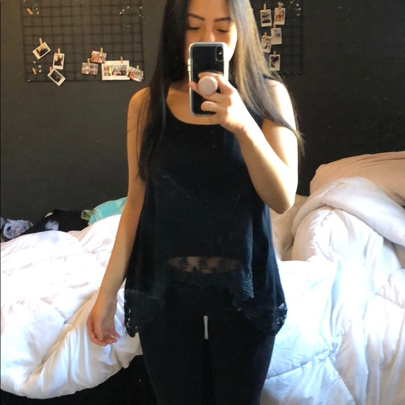 Black tank lace fringe top - Picture 3 of 6